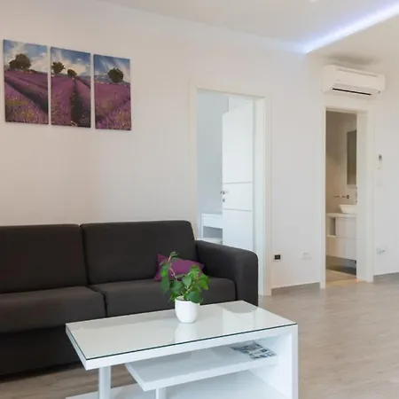 Apartmán Mia 5 - Omis By Guide Mimice